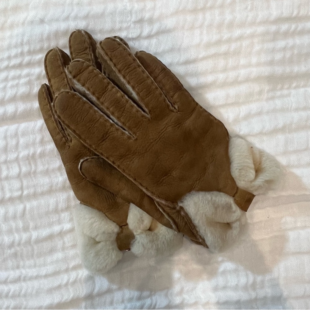 UGG Sheepskin Fur Gloves